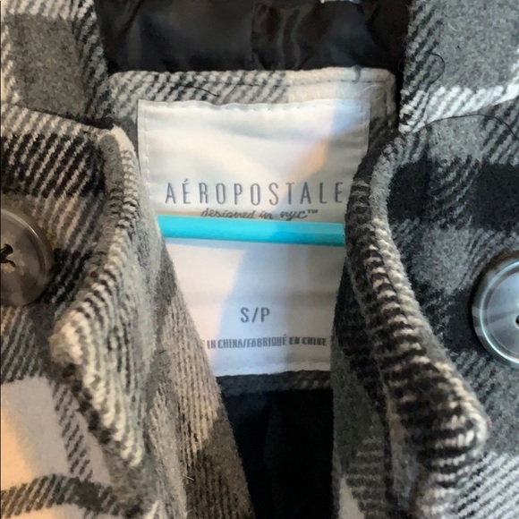 coat - Picture 3 of 3